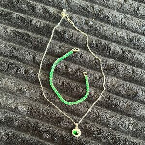 Elegant Green Necklace and Bracelet Set